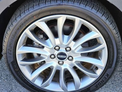 Used 2017 Lincoln MKC Reserve image 10