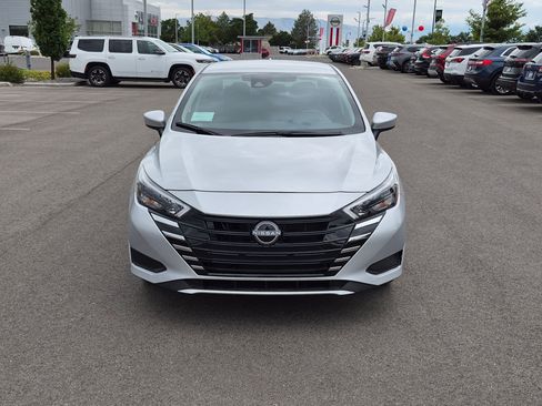 Used 2025 Nissan Versa SV w/ Trunk Package FWD image 11