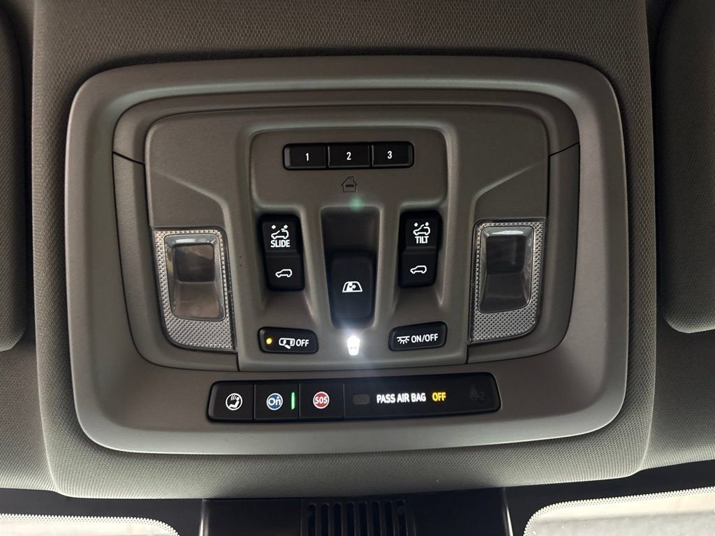 Used 2025 Chevrolet Silverado 3500 LTZ w/ LTZ Plus Package AWD/4WD image 30