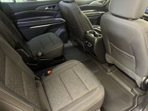 Used 2024 Chevrolet Traverse LT w/ Midnight/Sport Edition AWD/4WD image 46