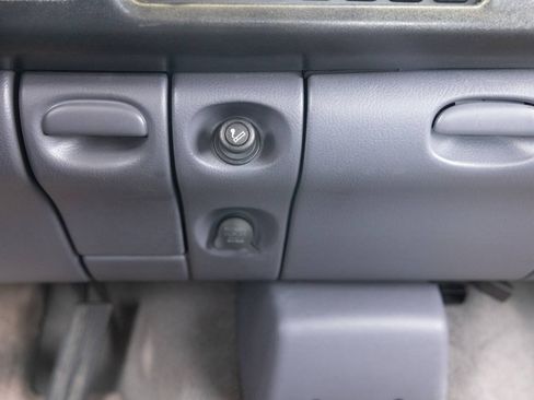 Used 2000 Dodge Ram 1500 Truck 2WD Quad Cab image 37
