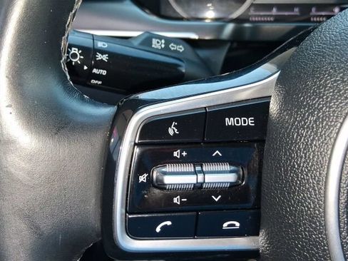 Used 2021 Kia Sorento LX AWD/4WD image 31