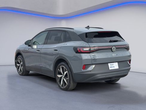 Used 2023 Volkswagen ID.4 Pro S image 10
