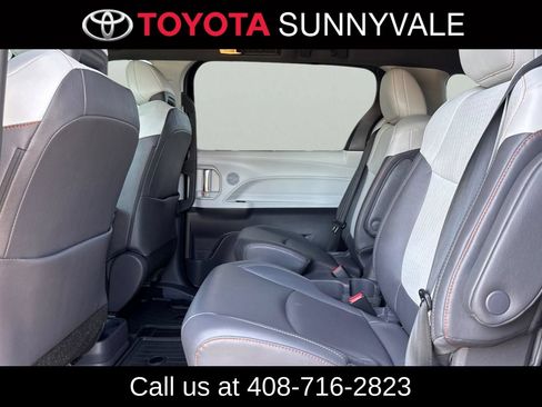 Certified 2021 Toyota Sienna XSE AWD/4WD image 6