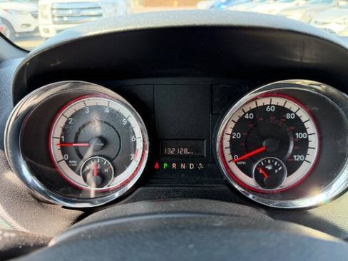 Used 2018 Dodge Grand Caravan SXT FWD image 14