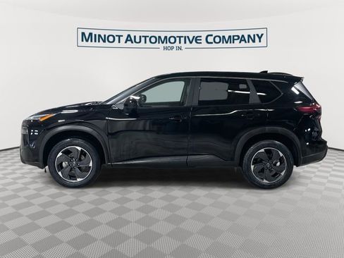 Used 2024 Nissan Rogue SV FWD image 5