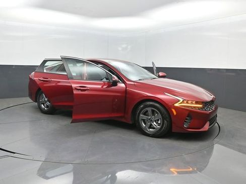 Used 2023 Kia K5 LXS FWD image 37