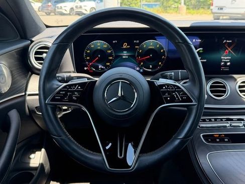 Used 2023 Mercedes-Benz E 350 4MATIC Sedan image 13