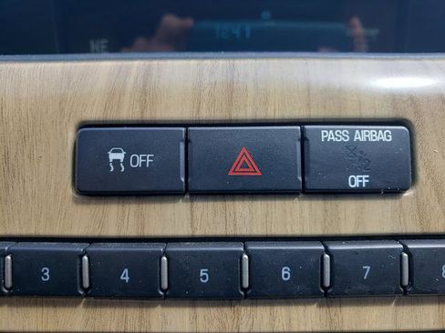 Used 2011 Ford F150 Lariat RWD image 23