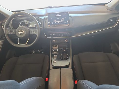 Used 2023 Nissan Rogue S FWD image 9