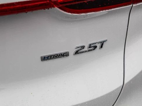 Used 2023 Hyundai Santa Fe Limited image 10