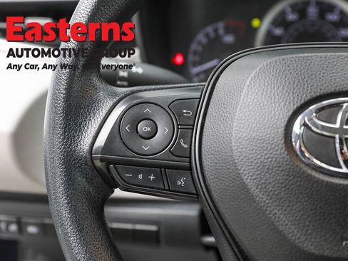 Used 2022 Toyota Corolla LE w/ Carpet Mat Package (TMS) image 15