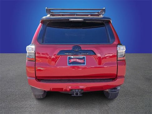 Used 2021 Toyota 4Runner Venture w/ Moonroof Package image 5