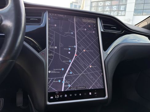 Used 2018 Tesla Model S 75D image 20