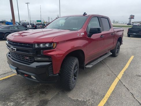 Used 2019 Chevrolet Silverado 1500 LT Trail Boss AWD/4WD image 3