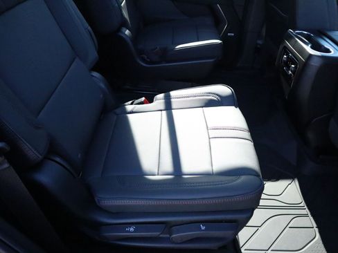 New 2026 Chevrolet Tahoe RST w/ RST Capability Package image 26