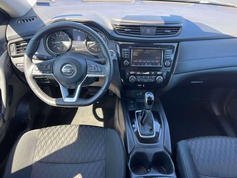 Used 2020 Nissan Rogue SV w/ Premium Package AWD/4WD image 12