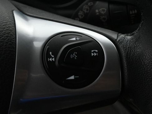 Used 2015 Ford Escape Titanium FWD image 18
