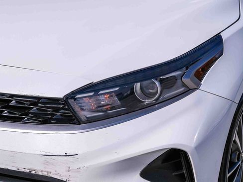 Used 2022 Kia Forte LXS FWD image 10