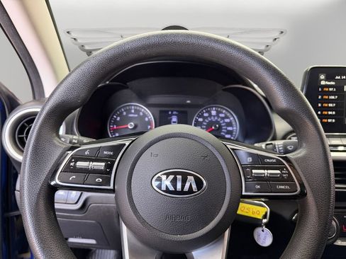 Used 2019 Kia Forte LXS FWD image 17