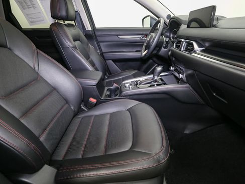 Used 2023 MAZDA CX-5 Carbon Edition image 19