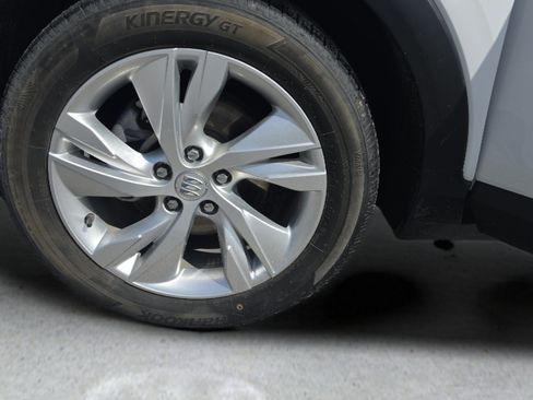 Used 2024 Buick Encore GX Preferred w/ Advanced Technology Package FWD image 16