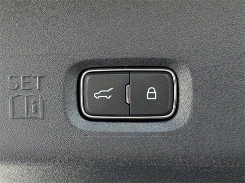 New 2025 Ford Expedition Max Platinum w/ Driver's Package image 33