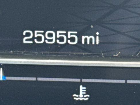 Used 2024 GMC Sierra 2500 Denali w/ Denali Reserve Package image 27