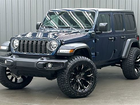 Used 2025 Jeep Wrangler Sport S 4xe image 1