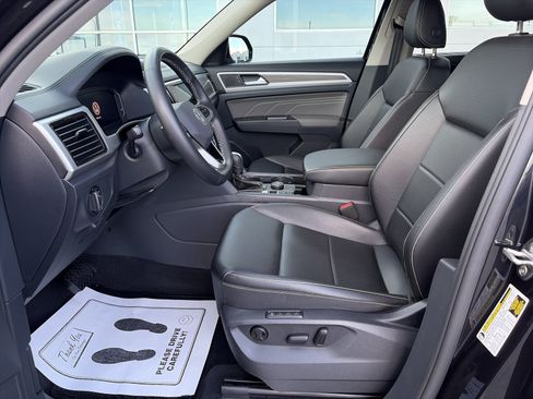 Used 2023 Volkswagen Atlas SEL AWD/4WD image 15