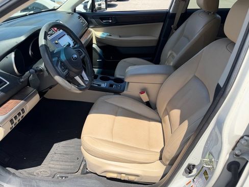 Used 2017 Subaru Outback 2.5i Limited w/ Popular Package #5 AWD/4WD image 25
