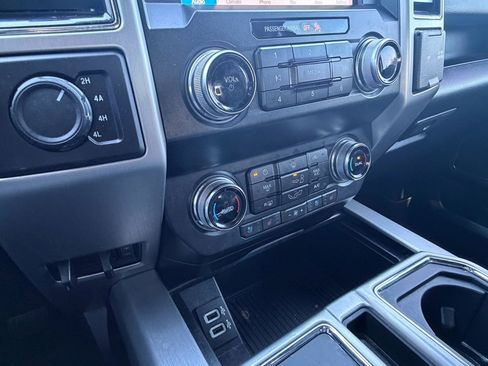 Used 2019 Ford F150 Platinum image 30