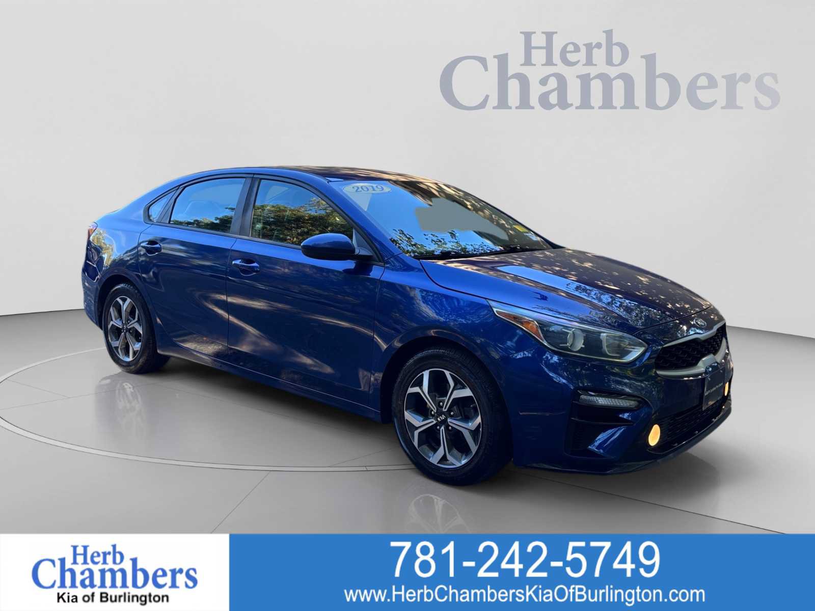 Used 2019 Kia Forte LXS FWD image 1
