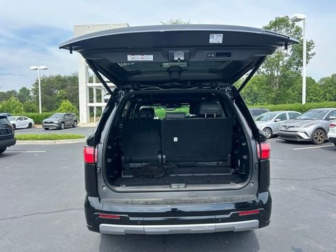Used 2026 Toyota Sequoia Capstone AWD/4WD image 9