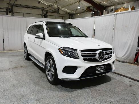 Used 2017 Mercedes-Benz GLS 550 4MATIC image 3