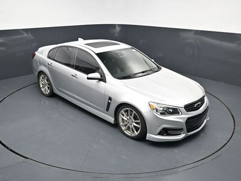 Used 2015 Chevrolet SS RWD image 30