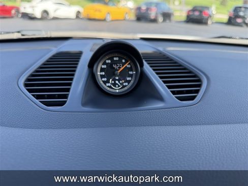 Used 2019 Porsche 911 GT3 RS image 13