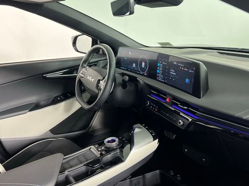 Used 2023 Kia EV6 GT-Line w/ GT-Line Suede Seat Package image 32