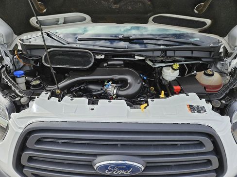 Used 2018 Ford Transit 350 XL image 43