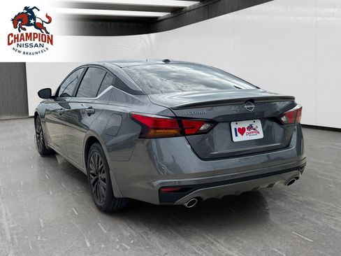 New 2026 Nissan Altima 2.5 SV w/ SV Special Edition Package FWD image 3