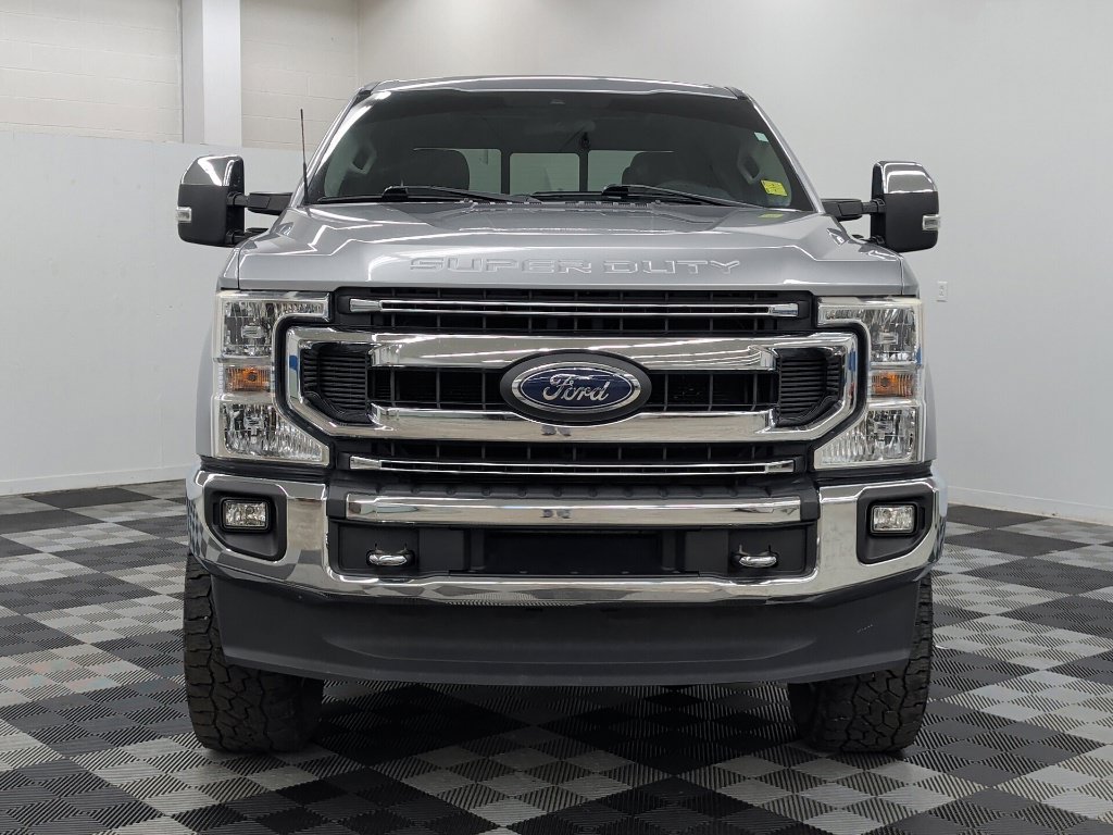 Used 2020 Ford F250 XLT w/ XLT Premium Package AWD/4WD image 2