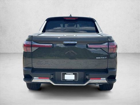 Certified 2025 Hyundai Santa Cruz Limited AWD/4WD image 8