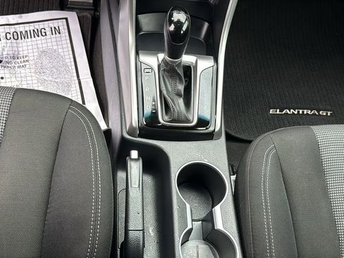 Used 2013 Hyundai Elantra GT w/ Touch & Go Pkg FWD image 20