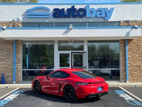 Used 2025 Porsche 718 Cayman S RWD image 9