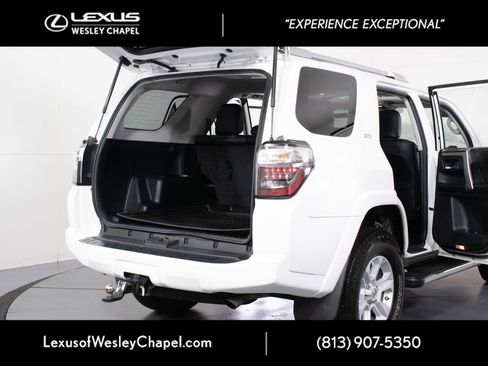 Used 2016 Toyota 4Runner SR5 Premium RWD image 12