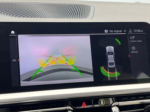 Used 2019 BMW 330i xDrive Sedan w/ Convenience Package image 15