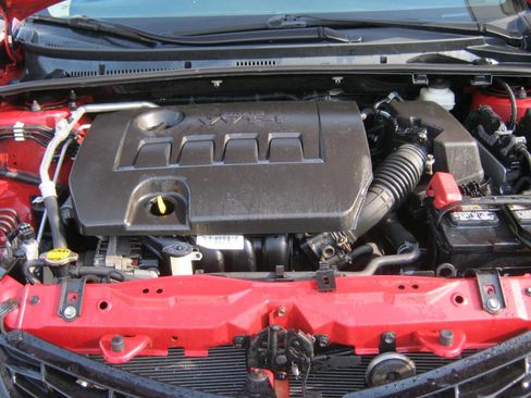 Used 2014 Toyota Corolla S image 13