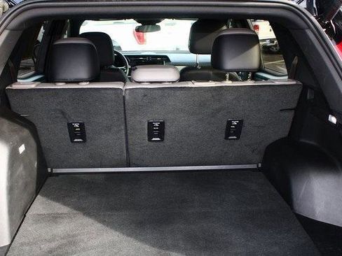 Used 2026 GMC Terrain Elevation w/ Elevation Premium Package image 9