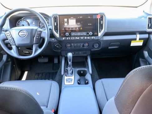 New 2026 Nissan Frontier SV w/ Tow Package AWD/4WD image 6