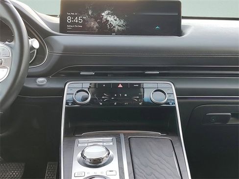 Used 2024 Genesis GV80 2.5T image 16